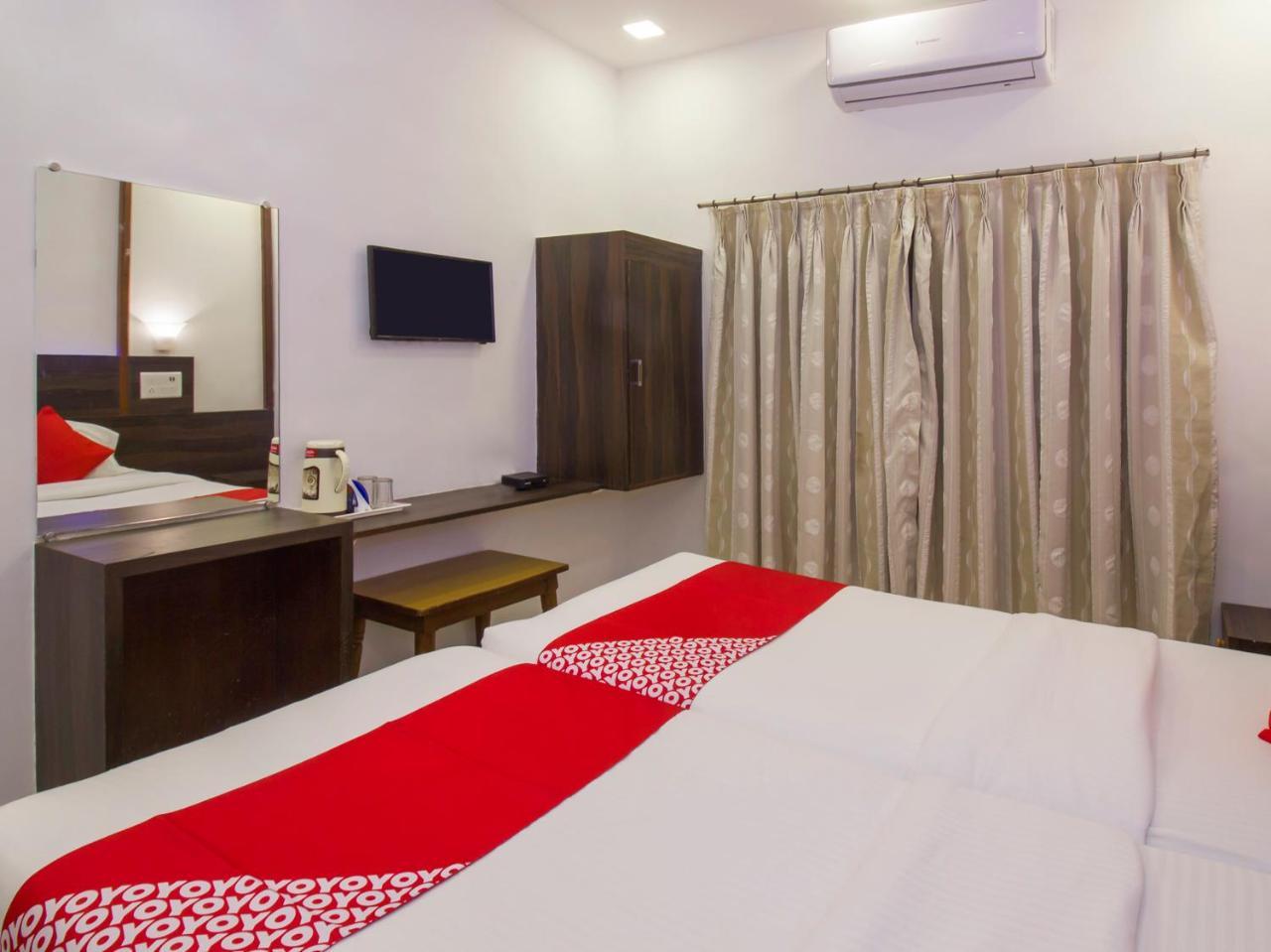 Oyo Flagship 19825 Hotel Panchratna Panvel Eksteriør bilde