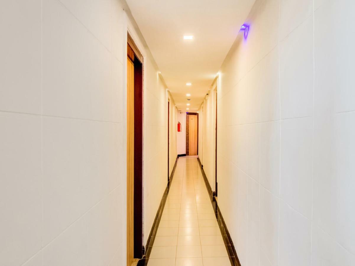 Oyo Flagship 19825 Hotel Panchratna Panvel Eksteriør bilde