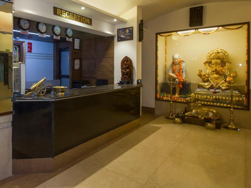 Oyo Flagship 19825 Hotel Panchratna Panvel Eksteriør bilde